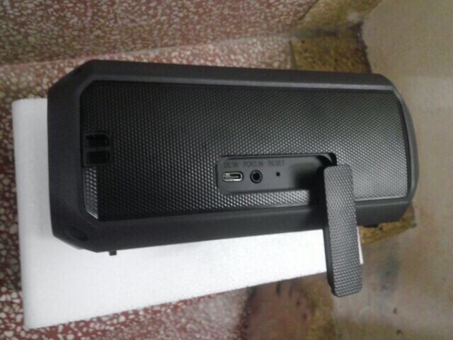 3. xboomer-PK3-LG-loa-Bluetooth-IP67-vanphongdienmay.com