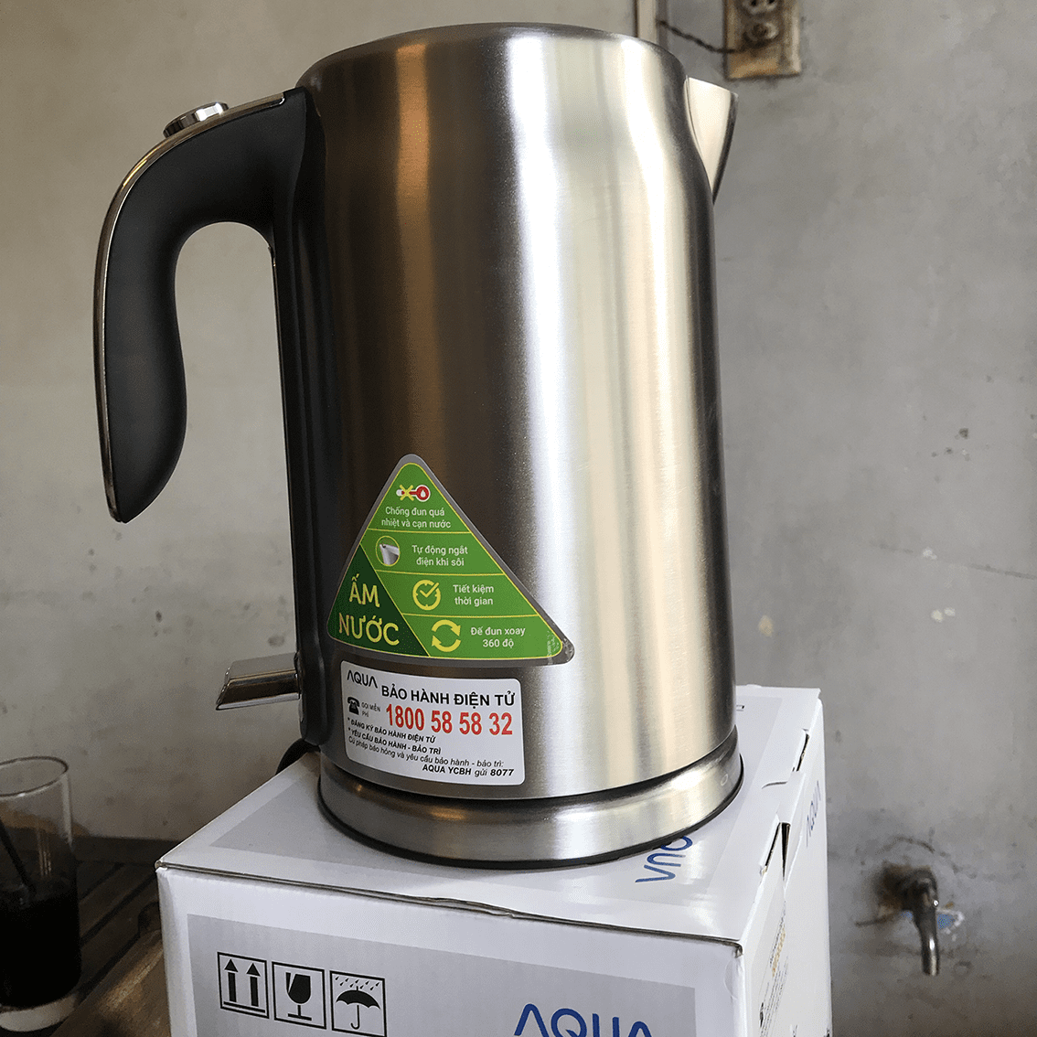 bình đun siêu tốc Aqua 1.7 lít - giá rẻ tại www.vanphongdienmay.com