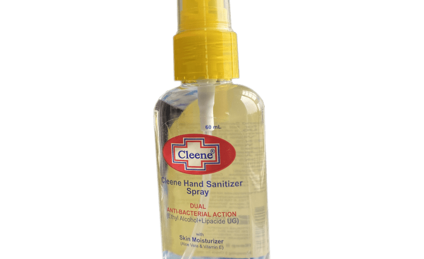 Nước rửa tay diệt khuẩn dạng xịt Cleene, diệt đến 99% vi khuẩn, Chai 60ml - hàng nhập khẩu - hương Lavender
